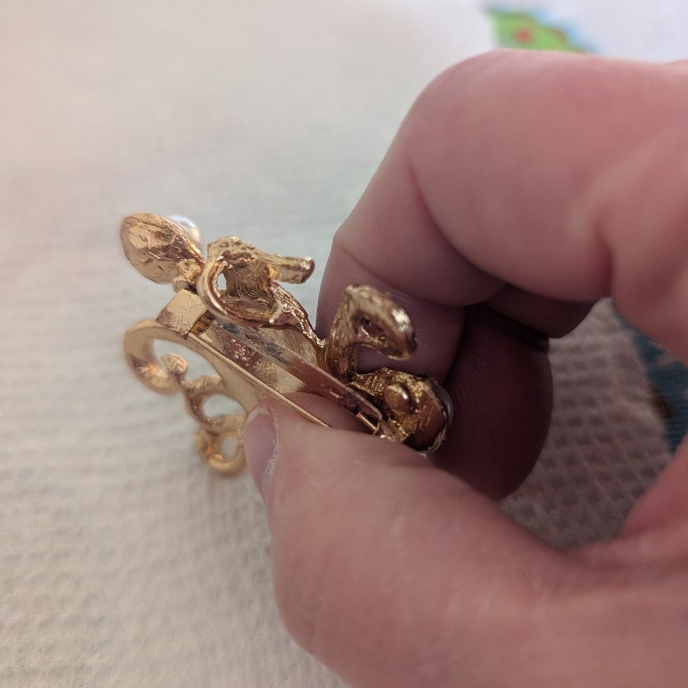 Blue and Gold Octopus Brooch with Pearls - Picture 3 of 4
